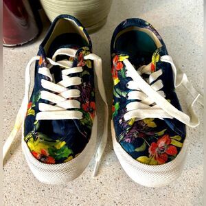 Floral Canvas Sneakers with White Laces by Sea Vees